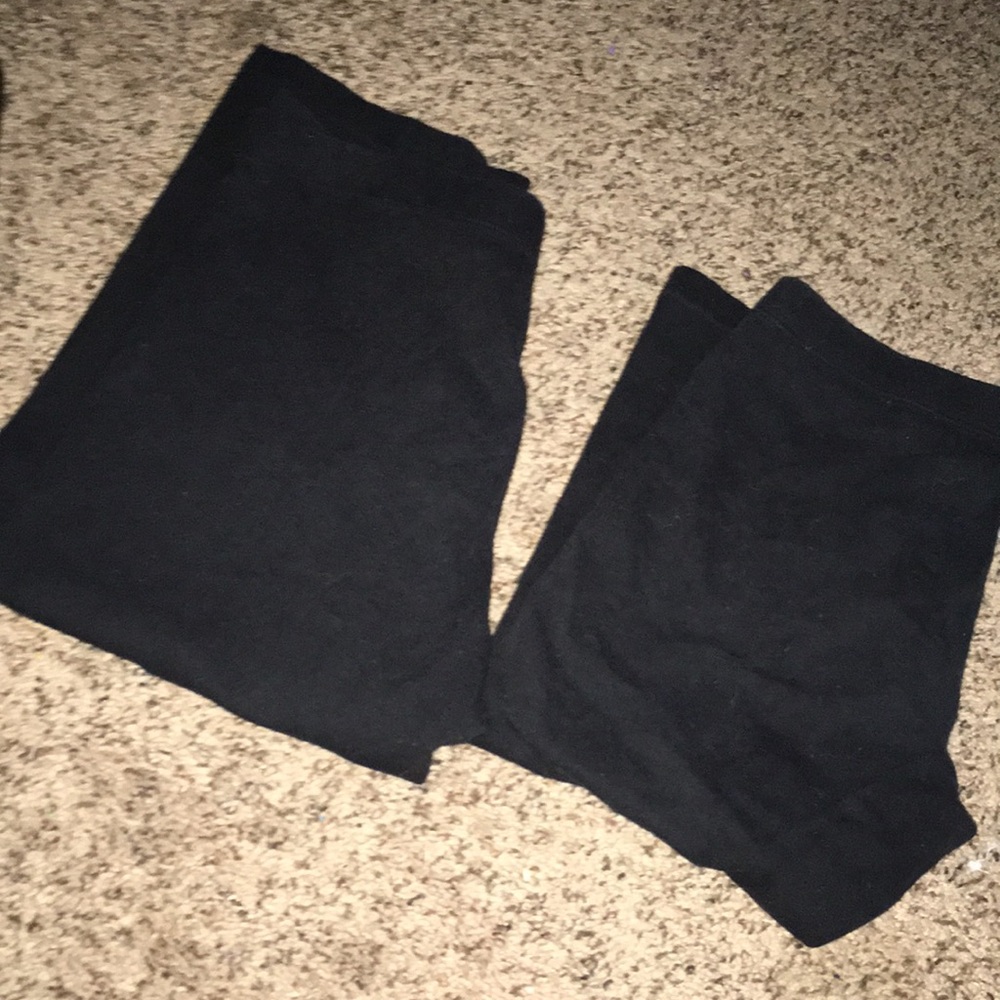 Leggings.